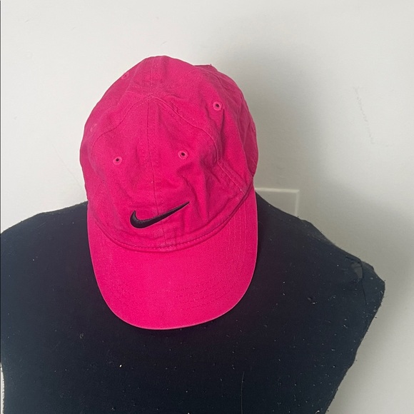 Nike Toddler Signature Fuchsia Baseball Hat Cap with Black Logo - Picture 8 of 9